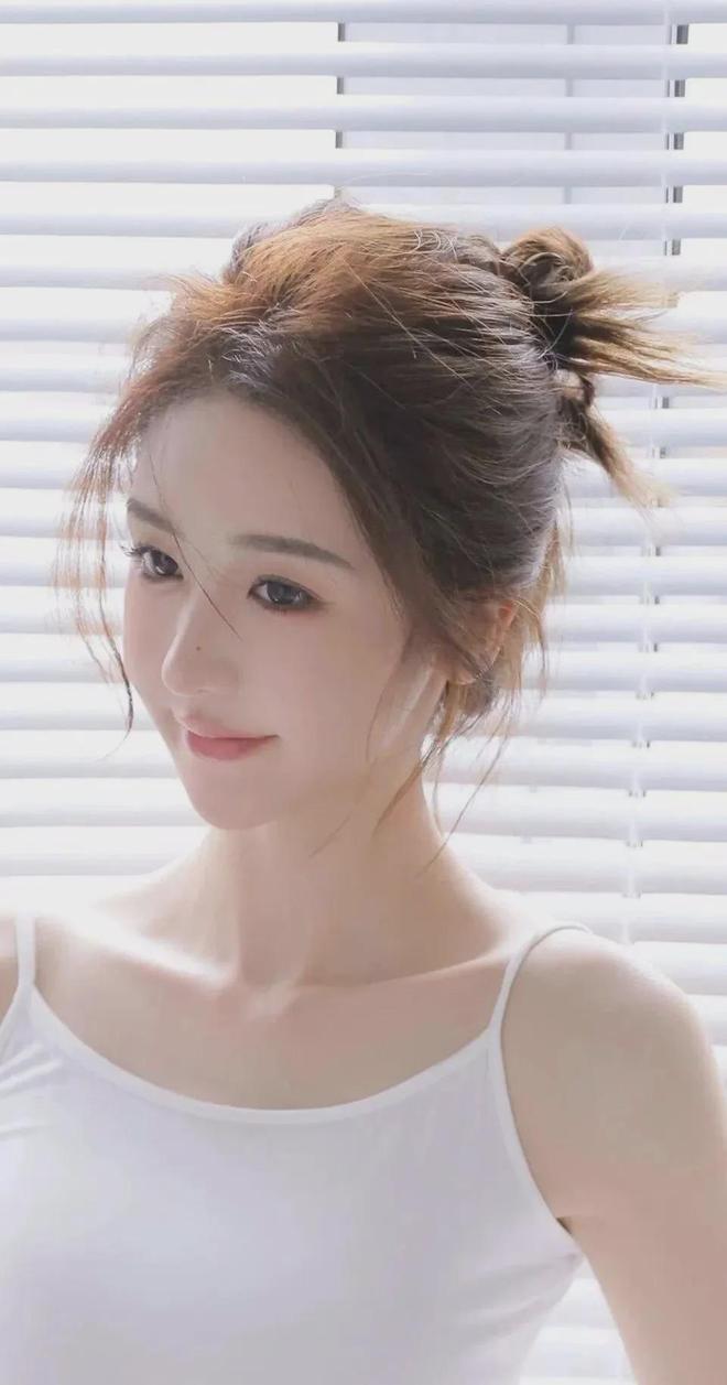 - 美国人激烈摇床打扑克老版本V开元棋牌app美国人激烈摇床打扑克